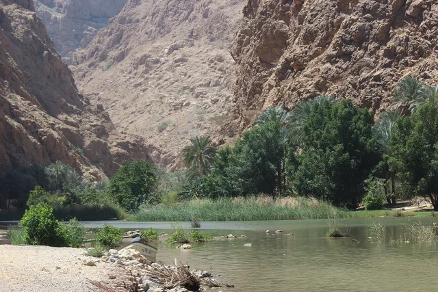 Wadi Shab an der Küste Omans